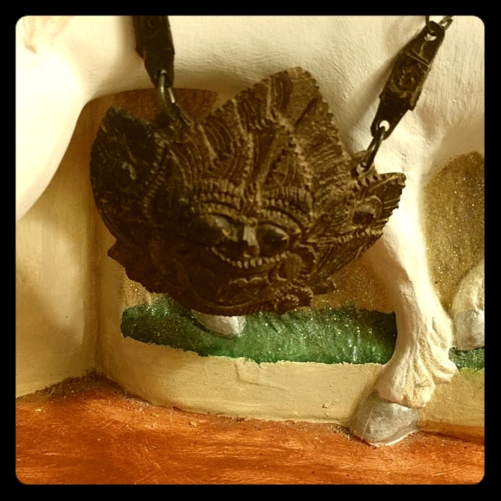 ~EXTREMELY OLD~RARE~HAND-CARVED AZTEC NECKLACE